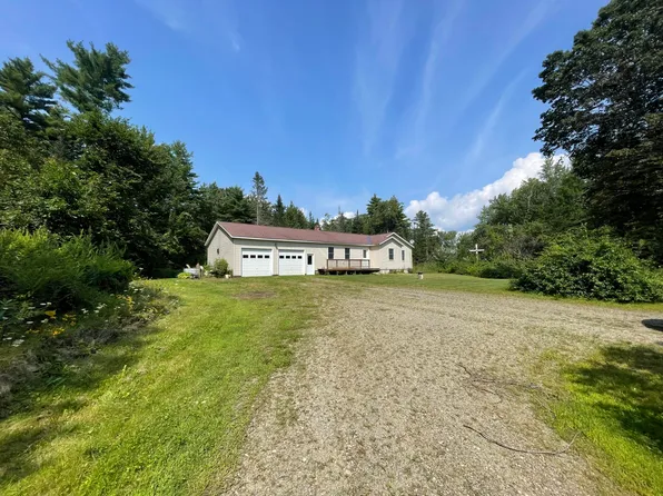 242 Jones Road, Palermo, ME 04354