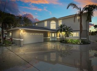 367 La Hacienda Dr, Indian Rocks Beach, FL 33785