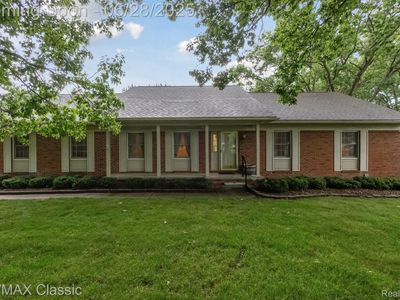 3925 Taggett Lake Dr, Highland, MI, 48357