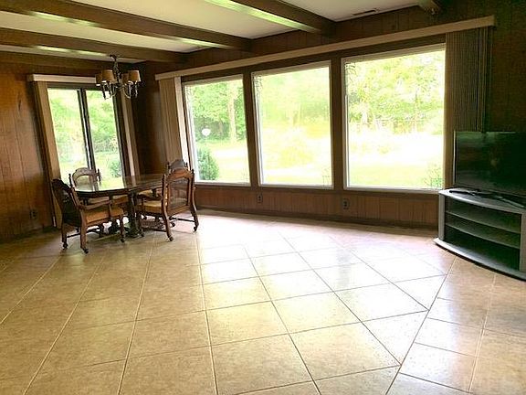3rd image of 3011 W Stradling Dr