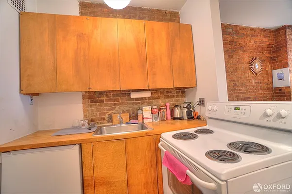 Rented by Oxford Property Group | media 23