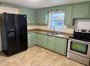 236 Andrews Ave #B, West Warwick, RI 02893