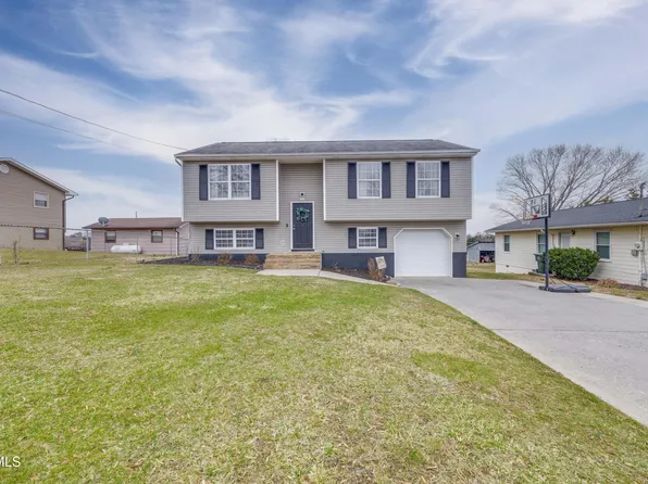 123 Village Ln, Gray, TN 37615