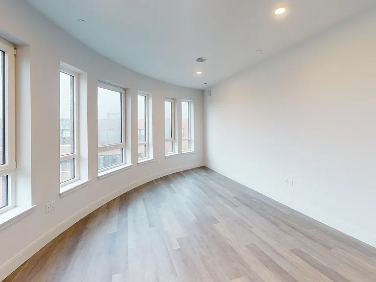 959 Dorchester Ave #406 — Photo 5