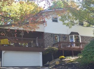 109 McCoy Hollow Rd, Connellsville, PA 15425