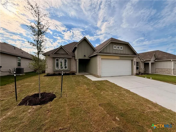 122 University Ave, Troy, TX 76579