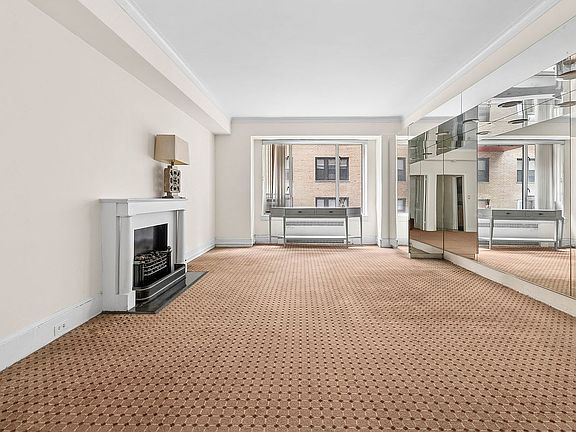 5th image of 150 Central Park S #608