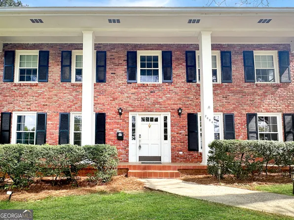 2484 Powers Ferry Dr SE, Marietta, GA 30067