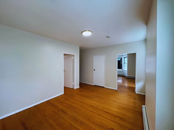 3rd image of 400 Davis Ave Floor 2