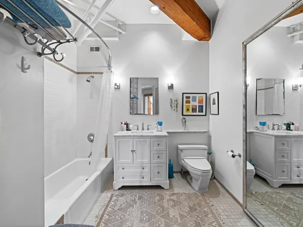 165 Duane Street image 19 of 29