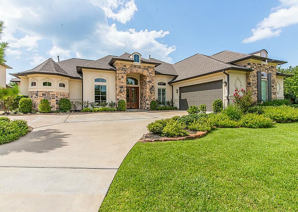 1st image of 403 Wedgewood Dr