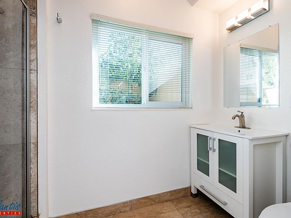 5th image of 365 W Weddell Dr APT H