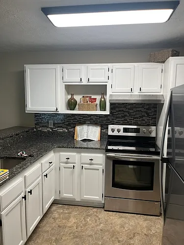 606 Squire Ln #G Photo 1
