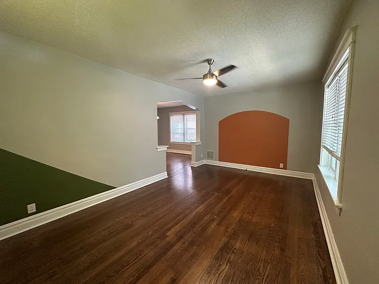5828 Goener Ave — Photo 3