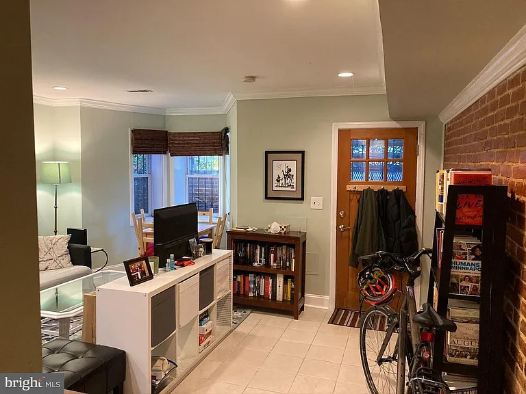 1721 New Jersey Avenue NW — Photo 3