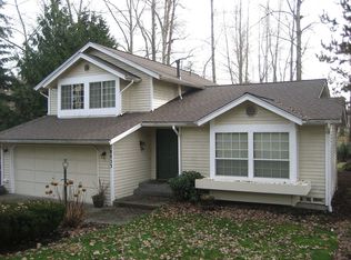 8833 NE 180th St, Bothell, WA 98011
