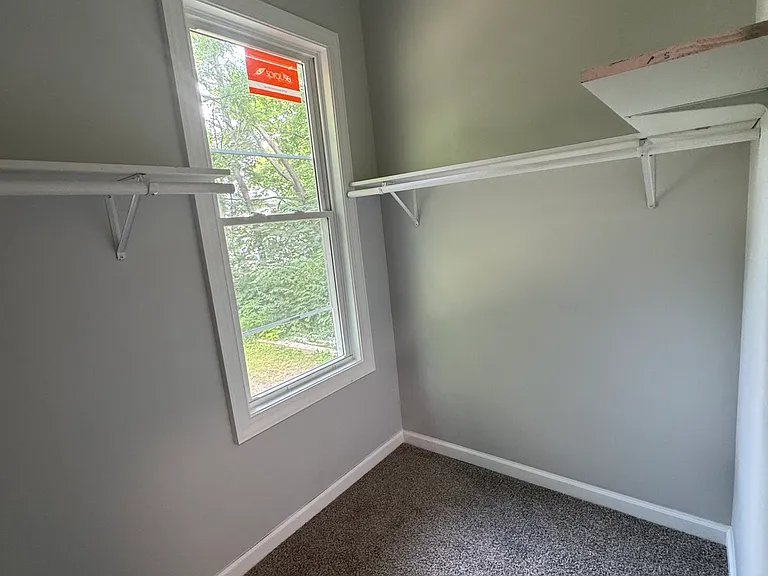 670 S 37th St — Photo 17