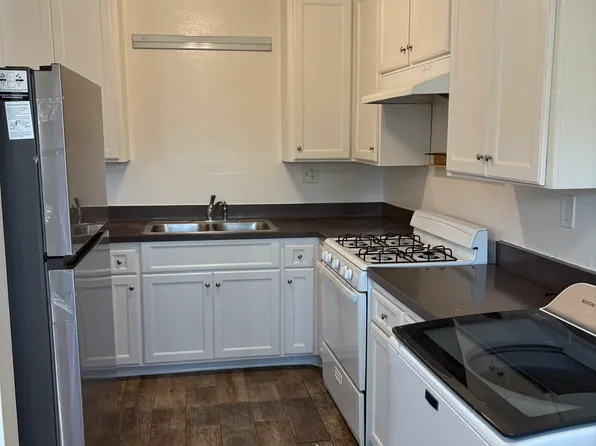 1301 Huntington St APT B, Huntington Beach, CA 92648