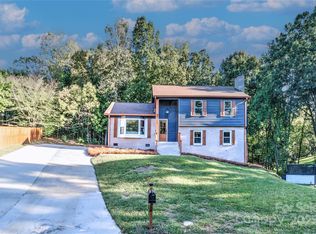 300 Dollar Cir, Charlotte, NC 28270