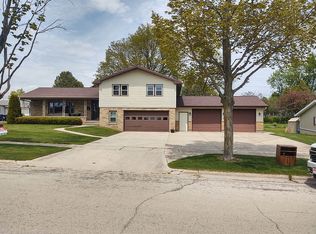 715 Lincoln St, Kewaunee, WI 54216