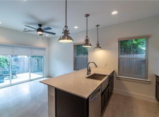 1003 Fiesta St #B, Austin, TX 78702