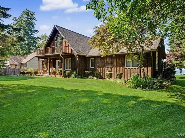 4759 E Lake Rd, Burt, NY 14028