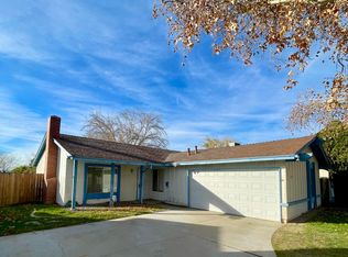 44215 Hanstead Ave, Lancaster, CA 93535