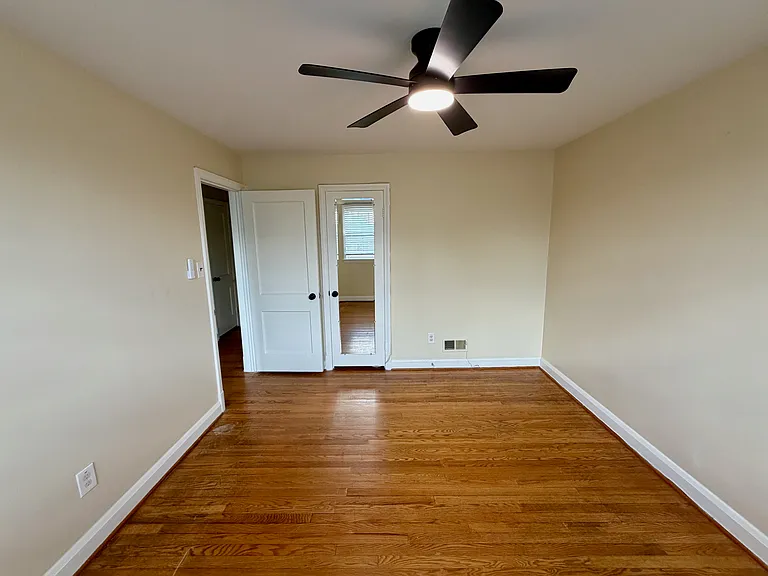 1644 Thetford Rd — Photo 15