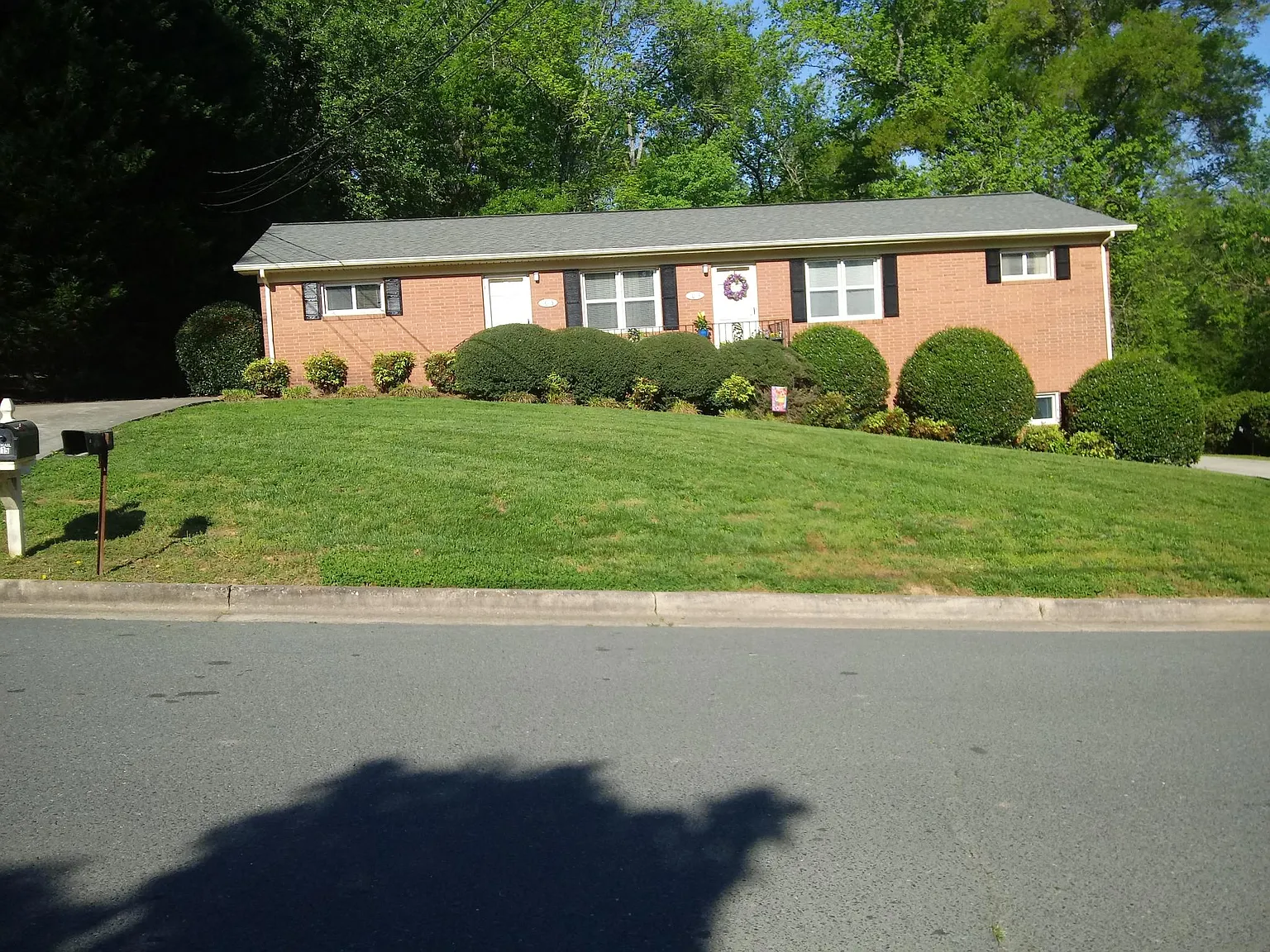 2 bed, 868 sqft, $1,050 — Photo 2