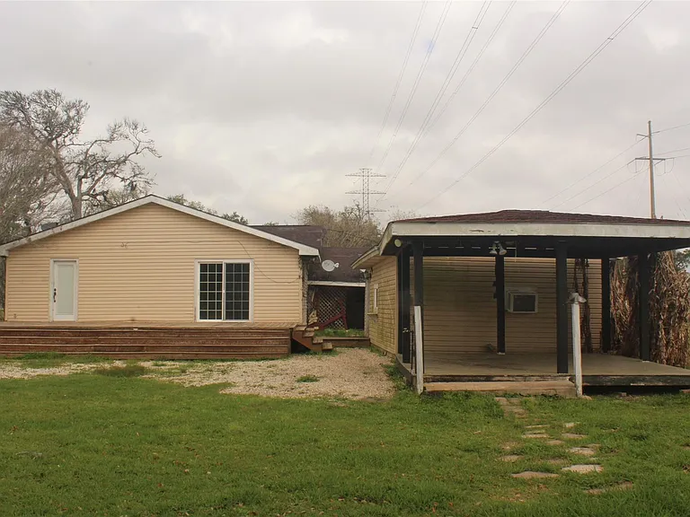 6377 County Road 659 — Photo 22