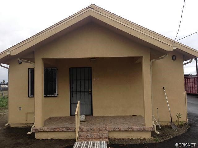 1st image of 814 Preston St