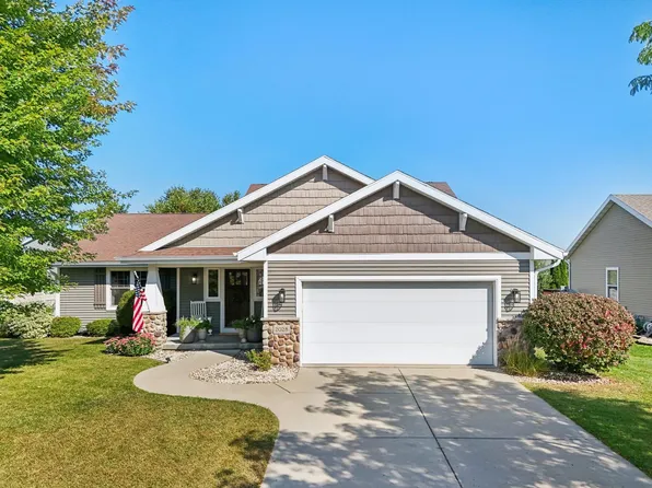 2028 Taylor Trl, Prairie Du Sac, WI 53578