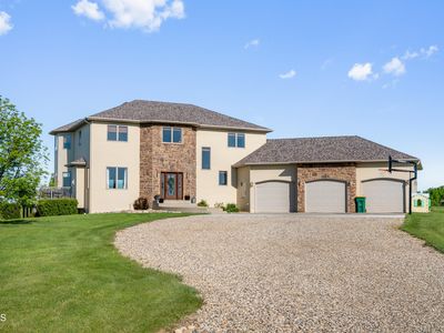 7920 Country Brook Rd, Bismarck, ND, 58503