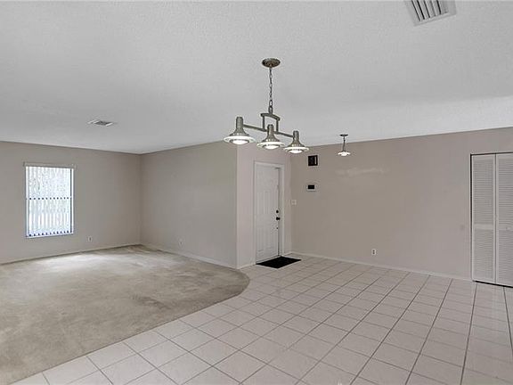 5th image of 3930 NW 70th Ave