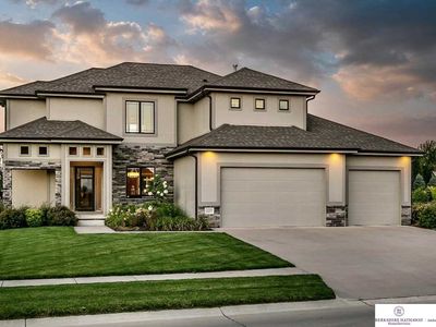 22008 Martha St, Elkhorn, NE, 68022