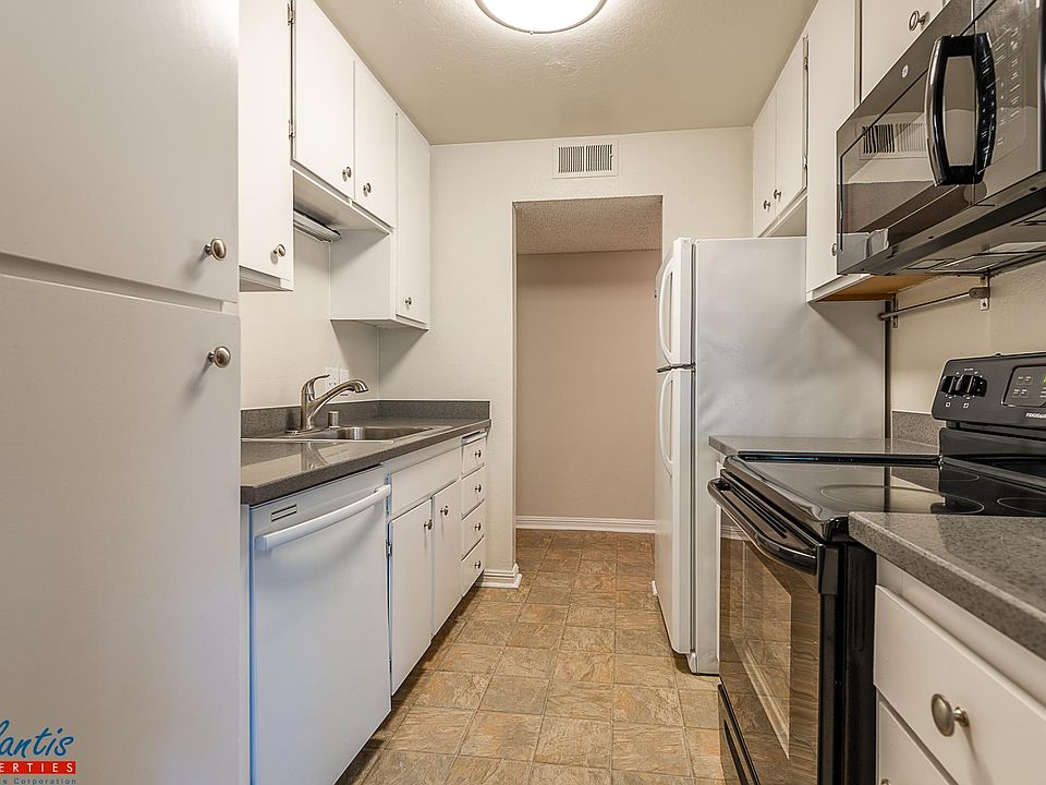 1st image of 296 Tradewinds Dr APT 3