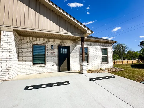 1712 Rosemary Dr, Benton, AR
