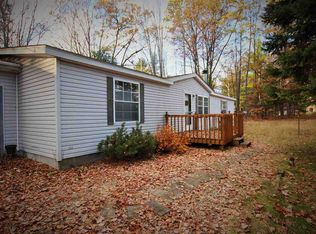 100 Burning Oak Ct, Higgins Lake, MI 48627