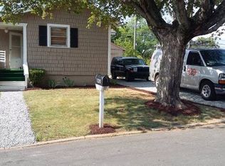 738 2nd Rainbow St, Lexington, NC 27295