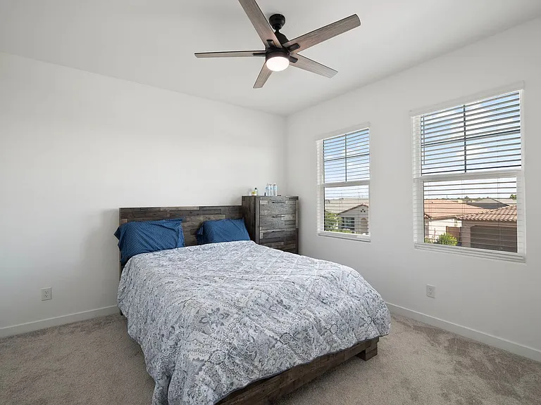 3110 E Hayfield Way — Photo 10