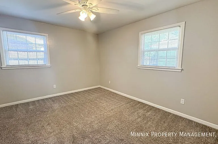 4817 45th St — Photo 22