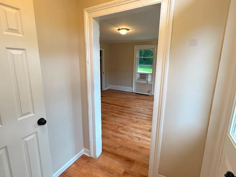 993 N Quaker Ln #1 — Photo 3