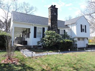 27 Vincent Rd, Bristol, CT 06010