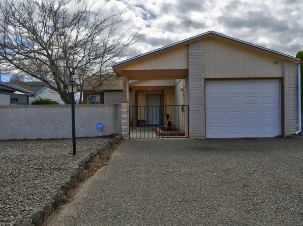 4924 Turquoise Dr NE, Rio Rancho, NM 87124