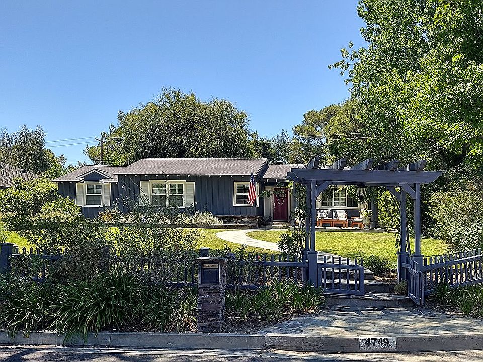 1st image of 4749 Vineta Ave