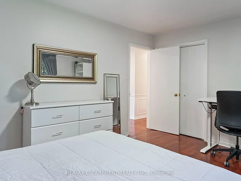 2506 Yarmouth Cres — Photo 22
