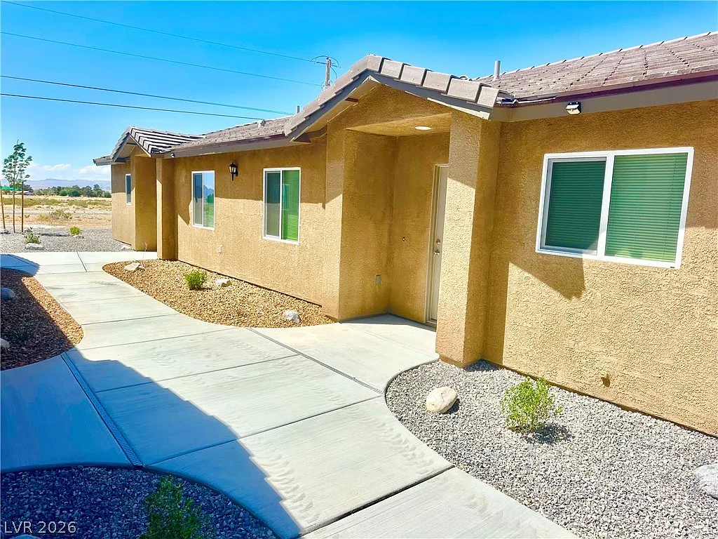 Photo 2 of 13 - 2560 E Ambush St #3 - Pahrump, NV Building Photo - 2560 E Ambush St #3