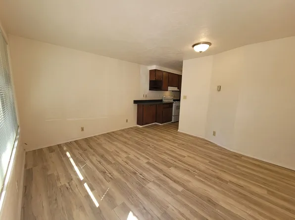 14300, 1187 W 8th Ave #14302, Eugene, OR 97402