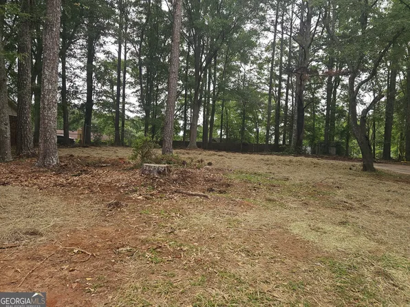 226 Hearthstone Dr, Lagrange, GA 30241