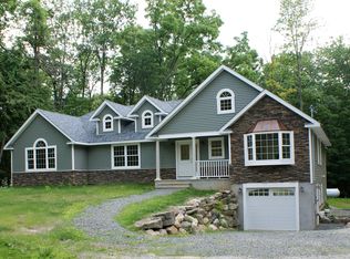 901 Oak Ln, Newton, NJ 07860